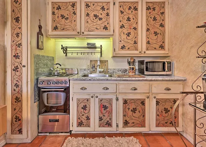 Vineyard Views & Sauna At Cornville Home! Holiday home *
