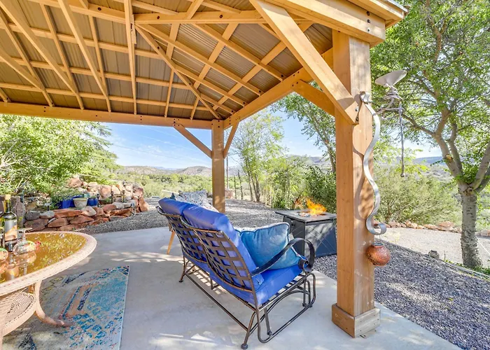 Holiday home Vineyard Views & Sauna At Cornville Home! *