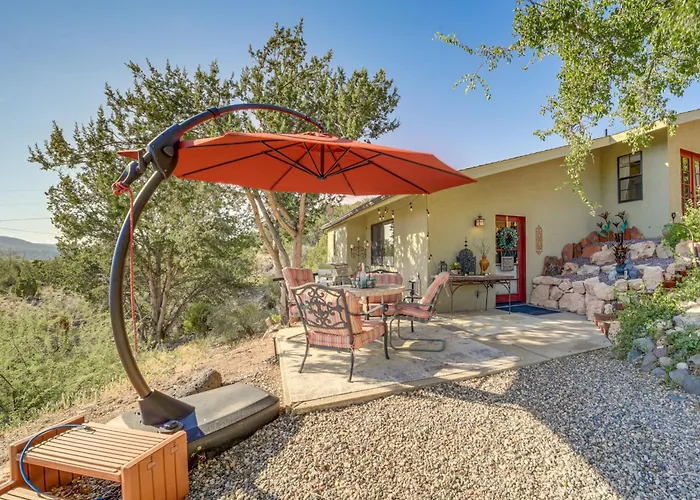 Holiday home Vineyard Views & Sauna At Cornville Home! *