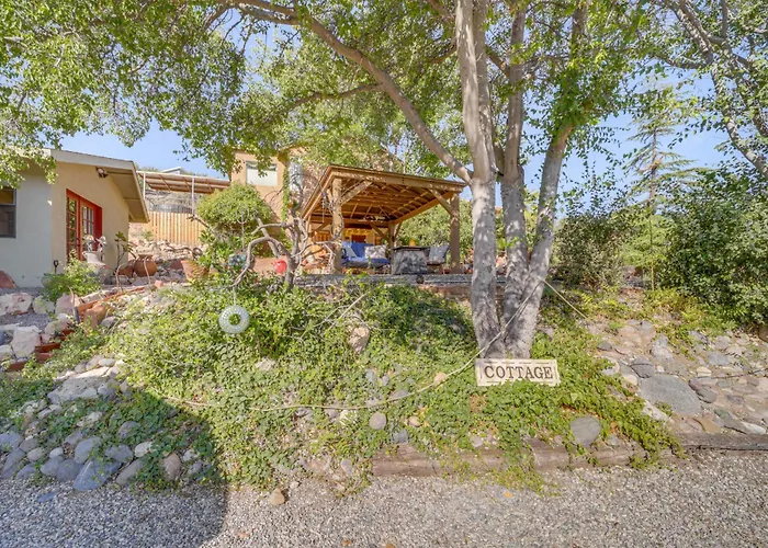 Holiday home Vineyard Views & Sauna At Cornville Home! Cottonwood